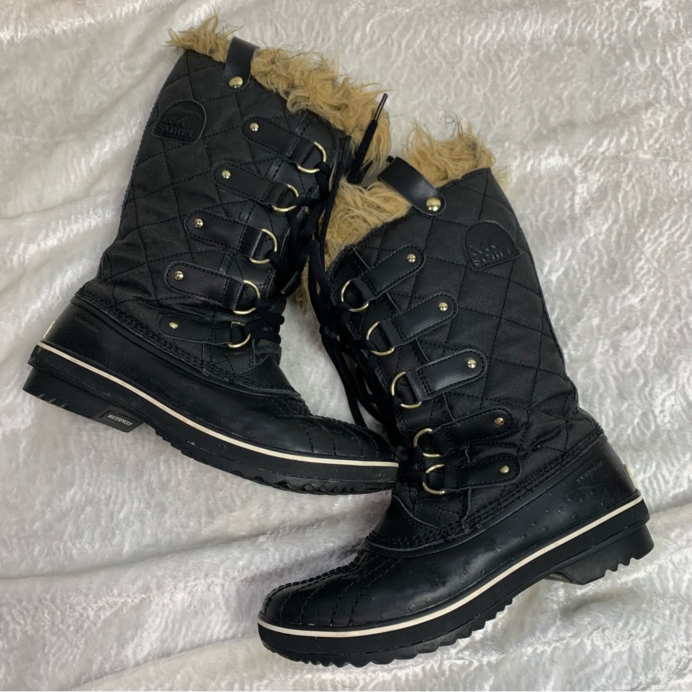 SOREL 'Tofino Il' Faux Fur Lined Waterproof Boot size 7